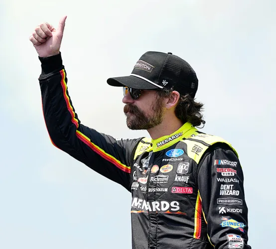 Blaney nabs another pole at Richmond